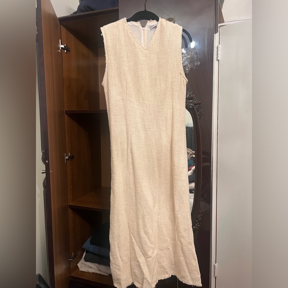 Women’s beach dress or cover up